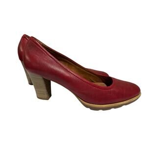 Tamaris Italian Leather Deep Red Heels EU 40 US 9